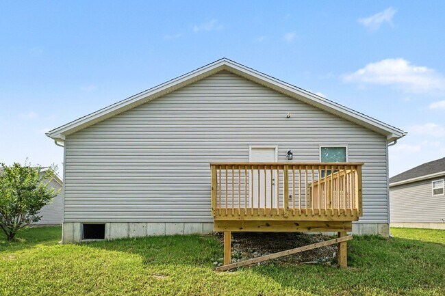 Building Photo - 145 Southwind Blvd