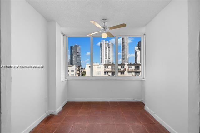 Building Photo - 250 180th Dr