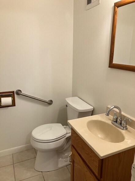 half Bath - 26 Kingston St