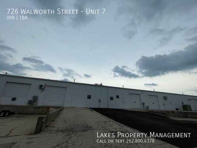 Building Photo - 726 Walworth St