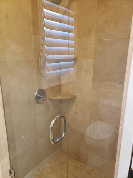 Building Photo - 705 Keenan St