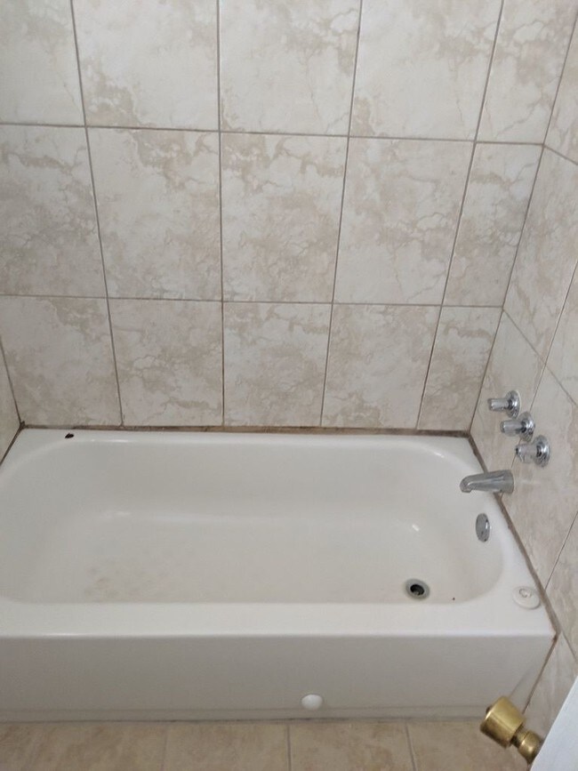 Building Photo - 4646 Minnesota Ave NE