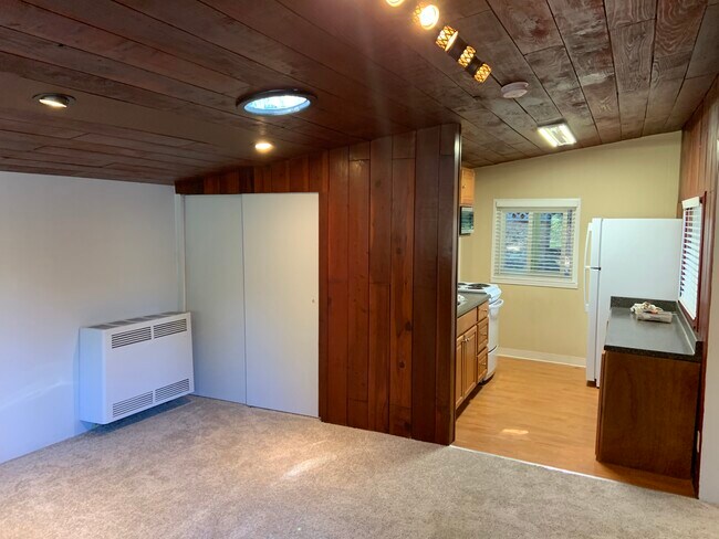Living Room into Kitchen - 17958 Redwood Dr
