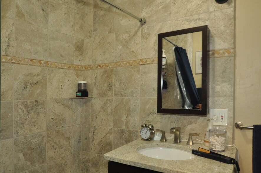 Updated bath - 1863 N Clarkson St