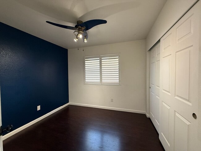 Building Photo - Charming 3 bedroom, 2 bathroom home locate...