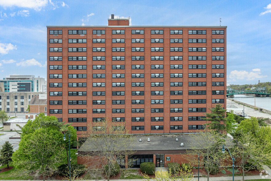 Primary Photo - 311 N Ottawa St
