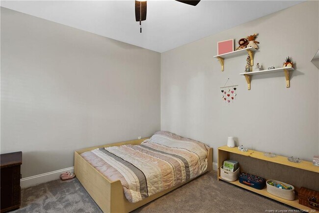 Building Photo - 852 Micahs Way N