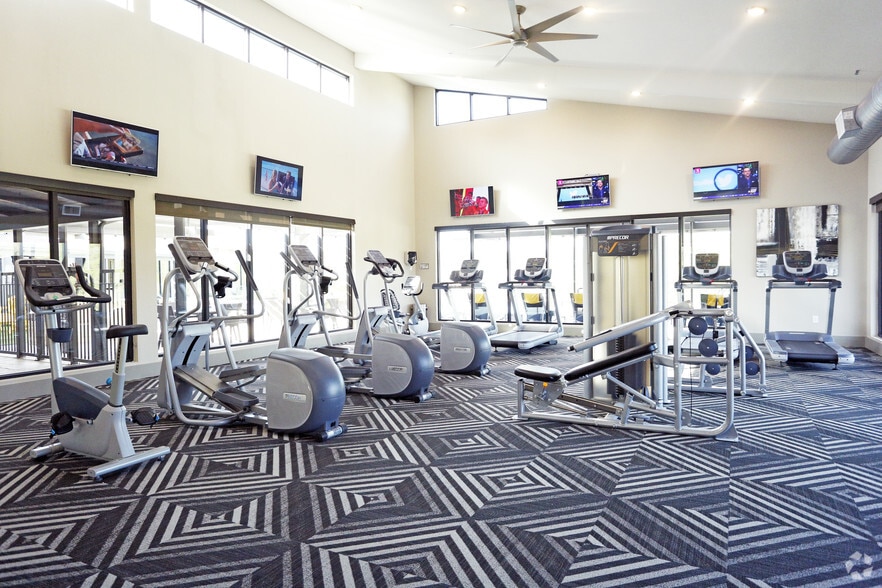 Interior Photo - The View at Crown Ridge