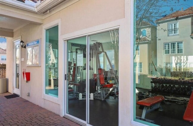 Building Photo - 7150 Windwater Pkwy N