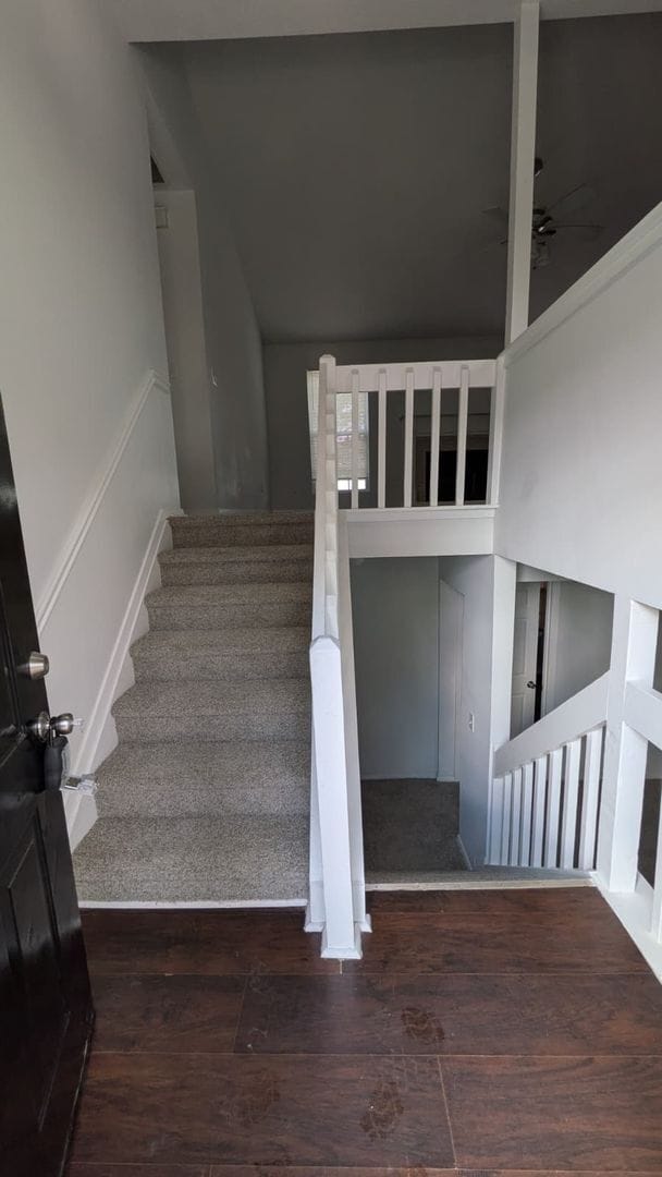 Building Photo - 1462 Shenta Oak Dr