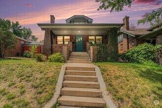 Building Photo - Updated Craftsman Bungalow in Congress Par...