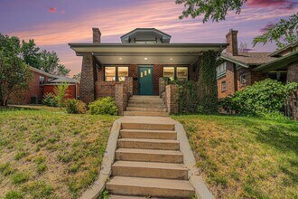 Building Photo - Updated Craftsman Bungalow in Congress Par...