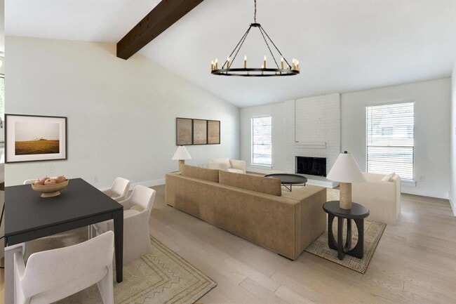 Building Photo - 7901 Keswick Dr