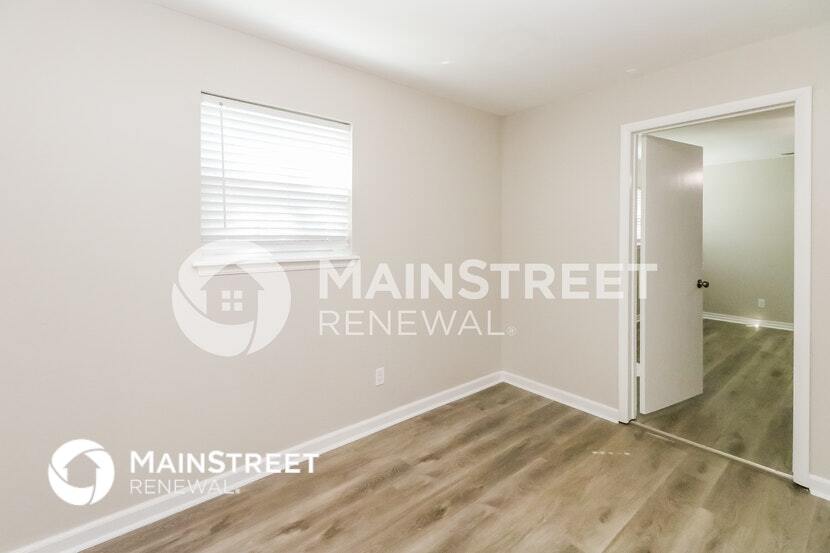 Building Photo - 1119 Elmhurst St