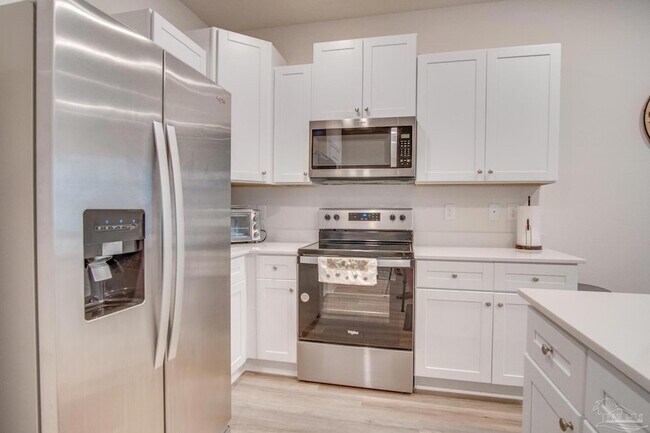 Building Photo - 5689 Stellarjay St