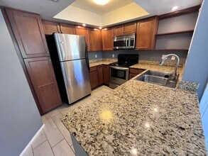 Building Photo - **FALL MOVE IN SPECIAL!**NE-3 bd/ 2bd Cond...