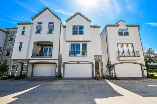Building Photo - 11119 Savannah Woods Ln