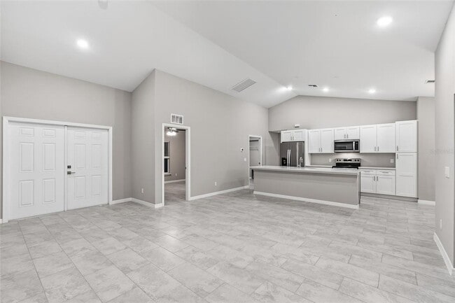 Building Photo - 1913 NW 30th St