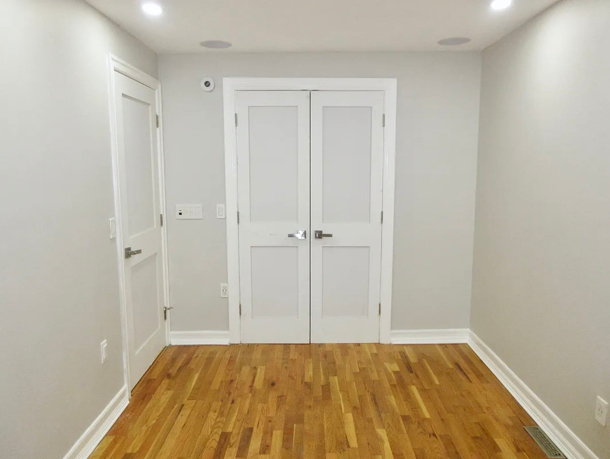 Building Photo - 422 Clermont Ave