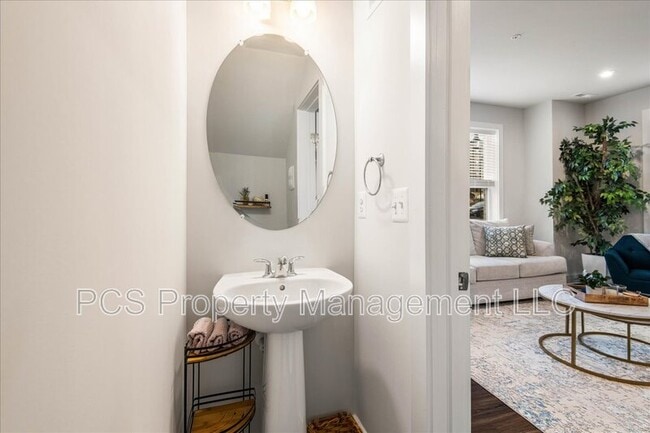 Building Photo - 2677 St Elias Dr