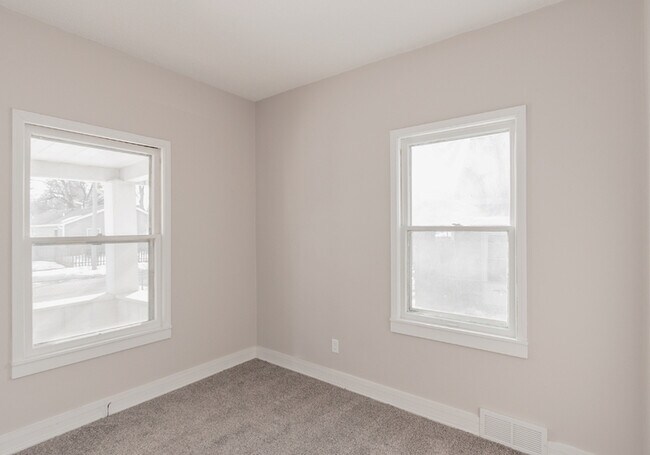 Building Photo - 1141 N 29th St