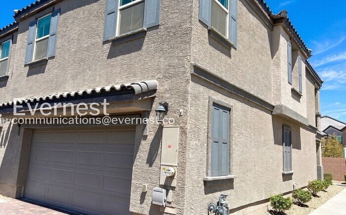 Building Photo - 639 Sedum Ave