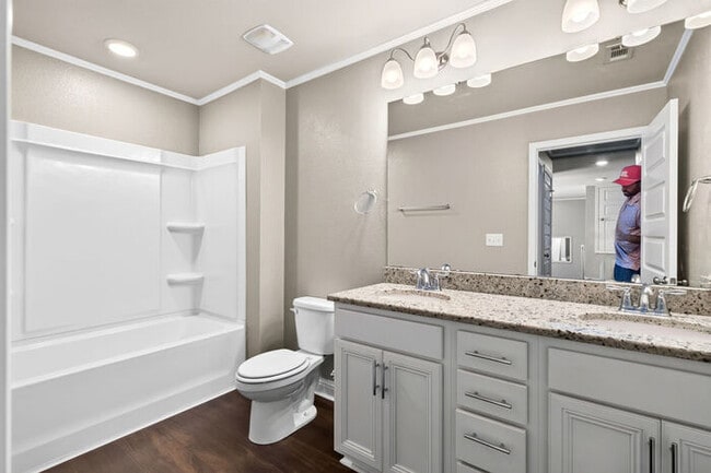 Building Photo - 10557 Sweet Bay Dr