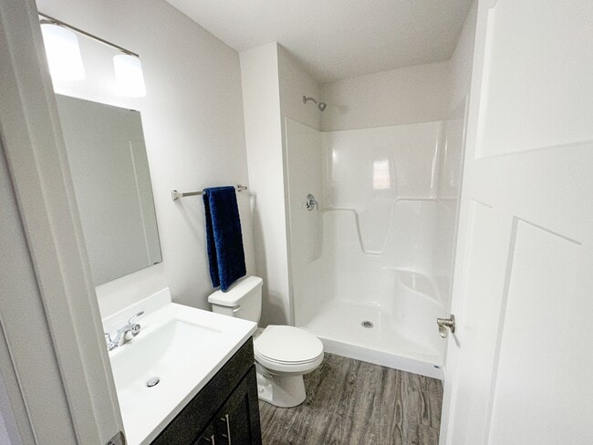 Building Photo - 3 Bed / 2.5 Bath Townhome for rent in Cottage Grove!