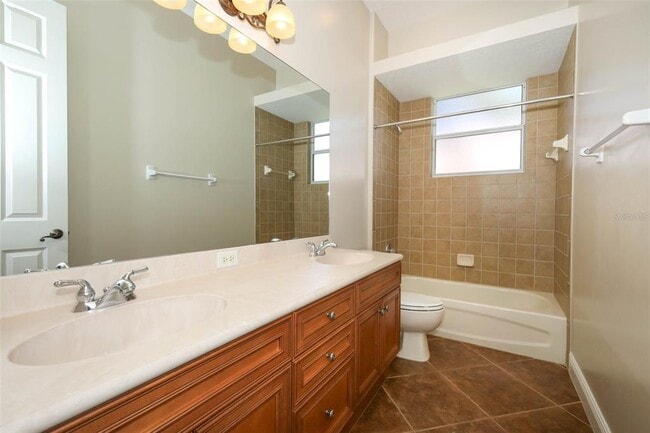 Building Photo - 5151 Vistamere Ct