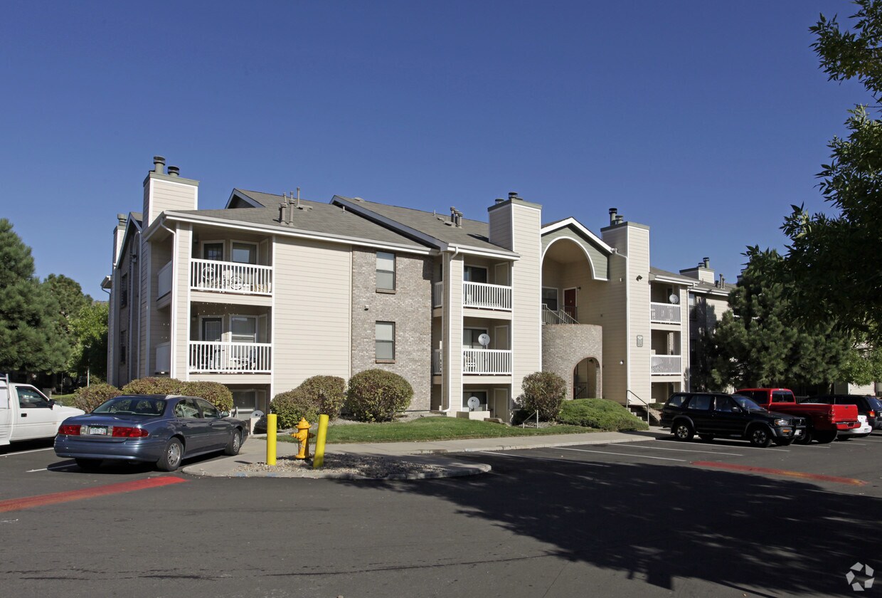 Ridge Hill Aurora