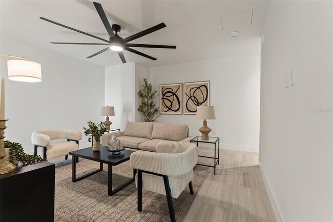 Building Photo - 3015 S Ysabella Ave