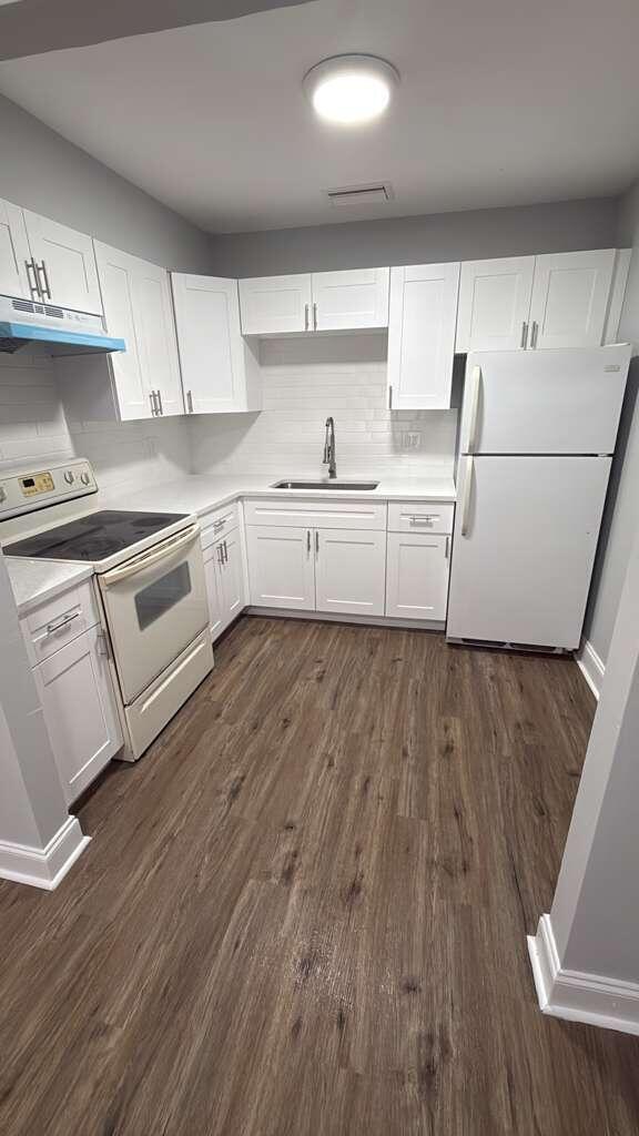 Building Photo - 1025 S L St