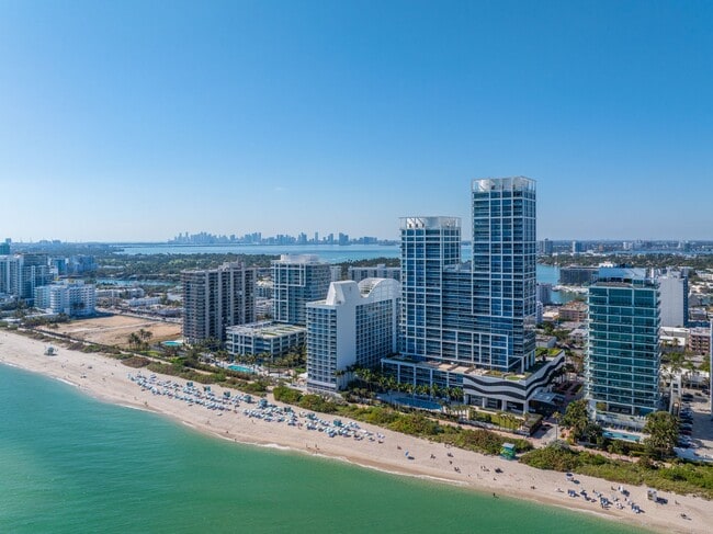 Building Photo - 6801 Collins Ave