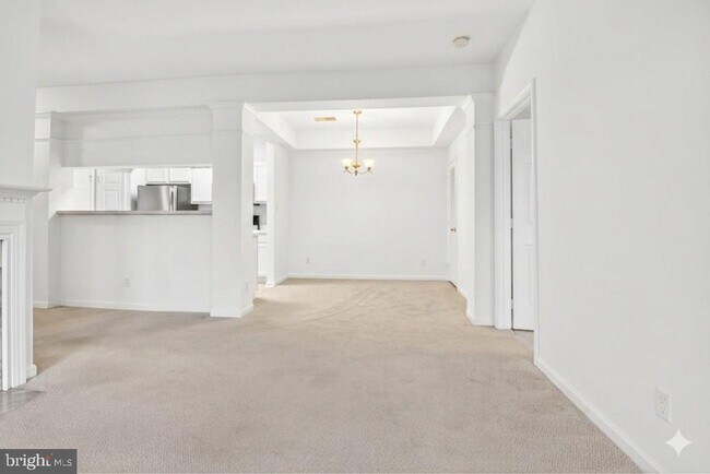 Building Photo - 46588 Drysdale Terrace