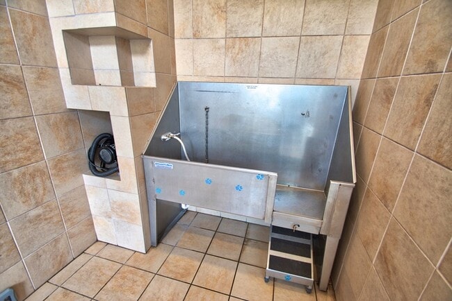 Building Photo - Find Your Perfect Fit At Terra Vida!