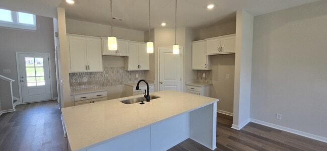 Building Photo - 5113 Pace Pk Cir