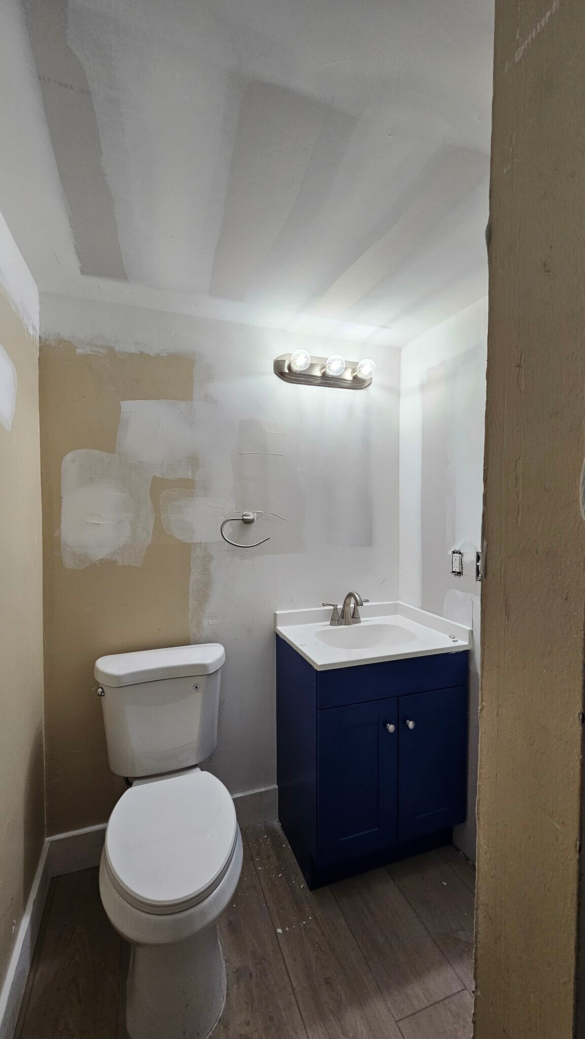 Powder Room - 2262 NW 59th Way