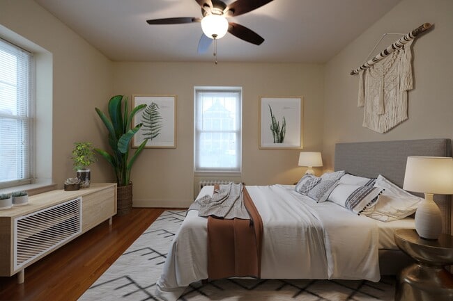 Building Photo - The Granada