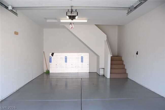 Building Photo - 5250 S Rainbow Blvd
