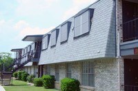 Building Photo - Oaks at Jane Lane