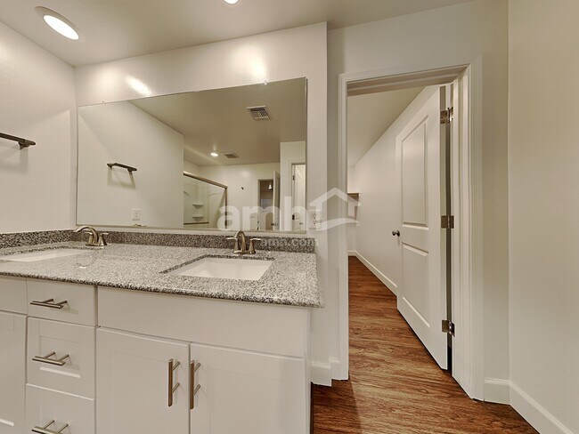 Building Photo - 669 West Bosal Dr
