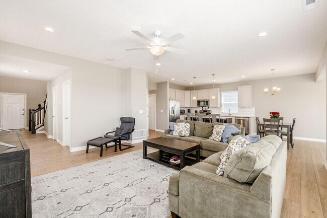 Building Photo - 7270 Cutler Dr