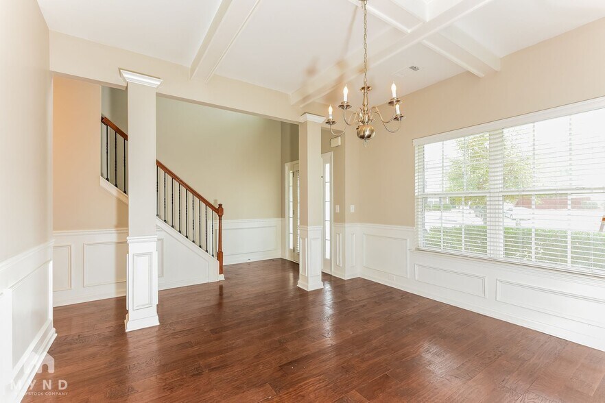 Building Photo - 7425 Absinth Dr