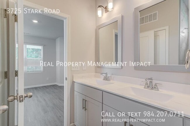 Building Photo - 3725 Stark rd