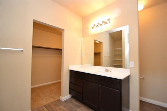 Building Photo - 11108 Furrow Hill Dr