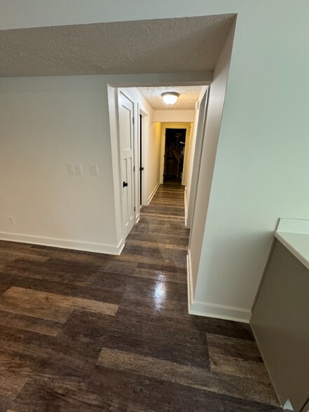 Building Photo - 8413 La Habra Ln