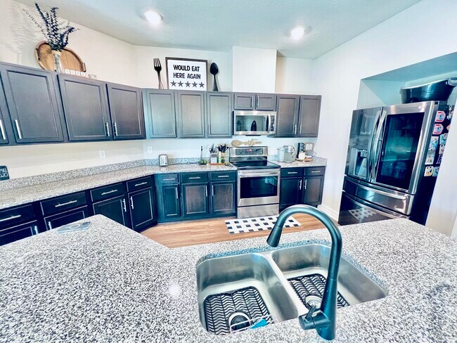 Building Photo - 1256 Potenza Dr