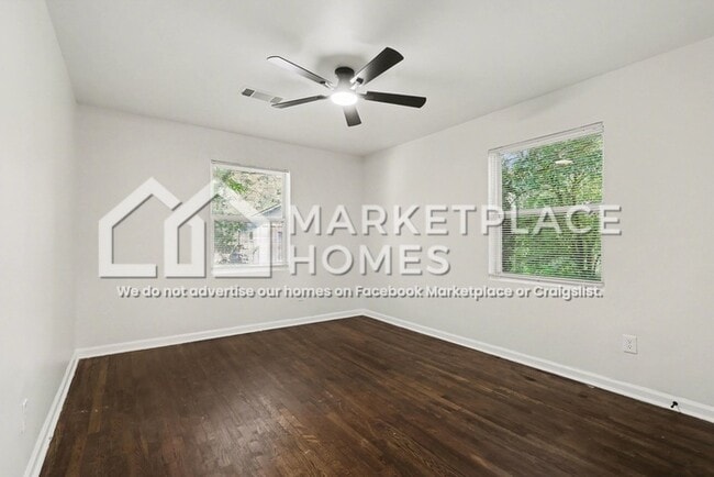 Building Photo - 2110 Dellwood Pl