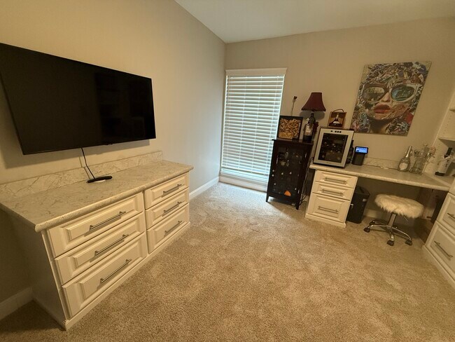 Building Photo - 206 Quayside Cir