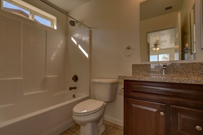 Building Photo - 3027 N Corrine Dr